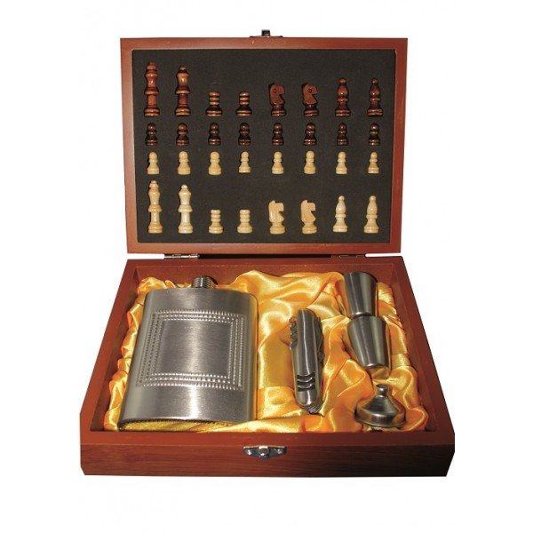 Horse Dressage Chess Set & Pieces With Hip Flask top and Stirrup Shot Cups in Wooden Presentation Box FREE Engraving Gift 182